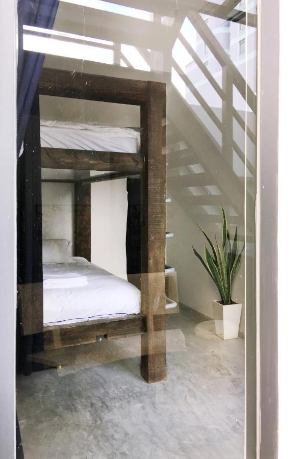 The Dorm Saigon (Adults Only) Hostel Ho Chi Minh City Room photo